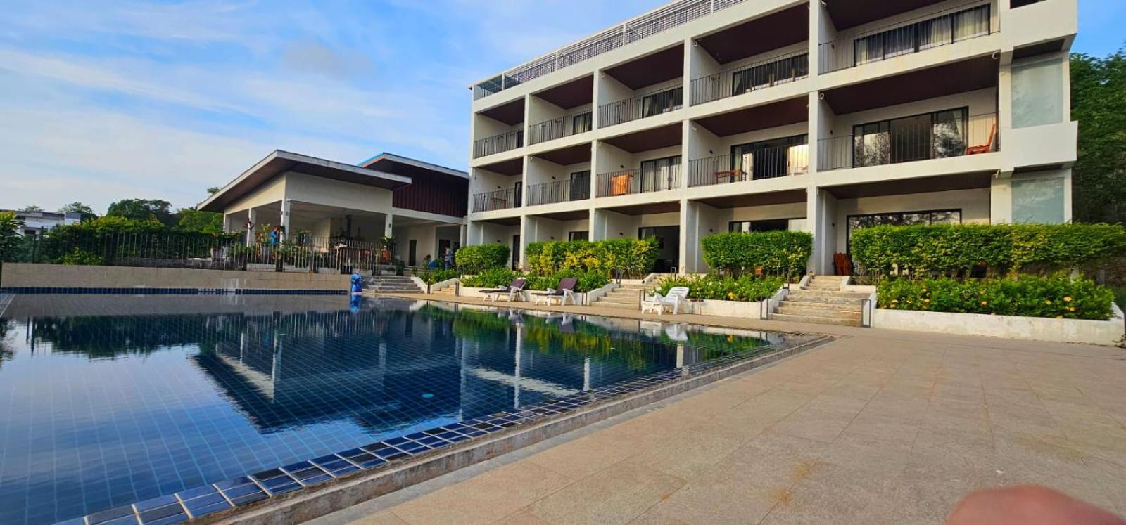 Aranya Resort Ко-Ланта Экстерьер фото