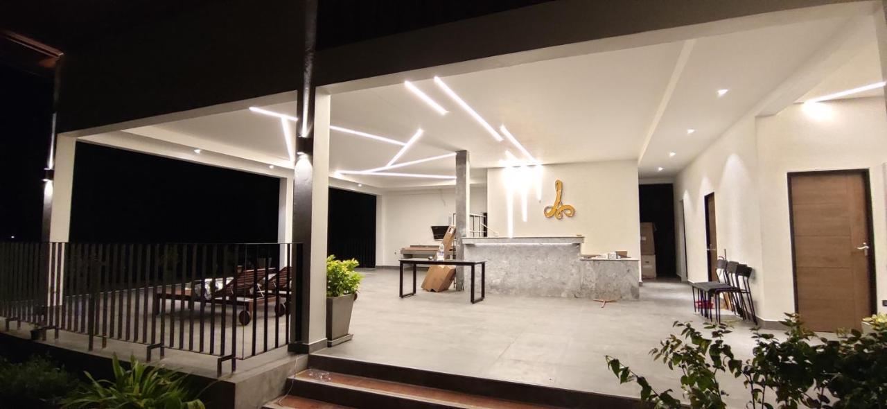 Aranya Resort Ко-Ланта Экстерьер фото